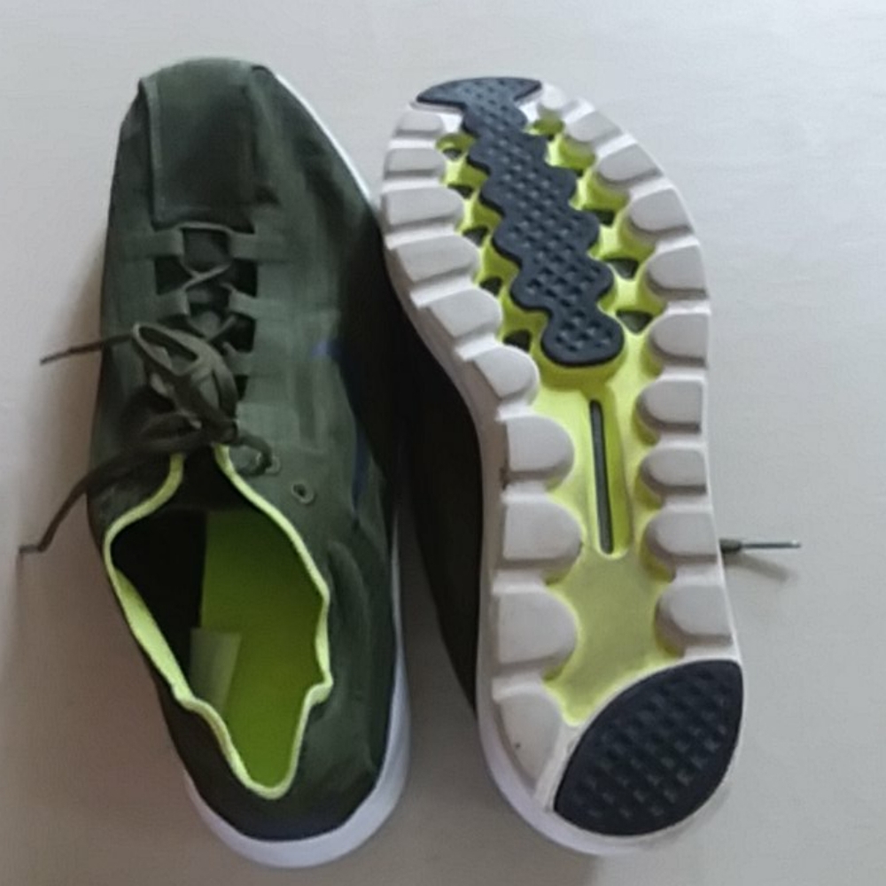 Ladies shoes